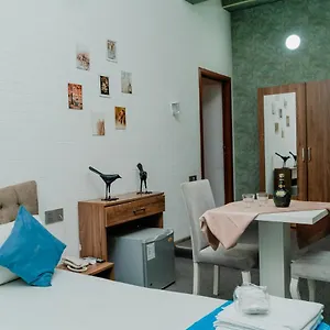 فندق Center, باكو